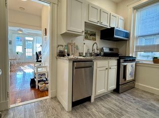 305 Summit Ave #302, Brighton, MA 02135