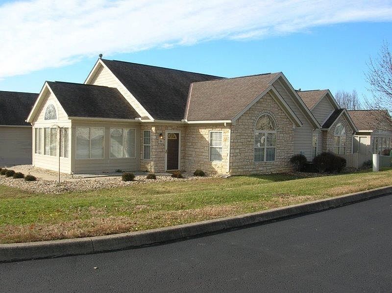 1st image of 98 Harvestwood Dr