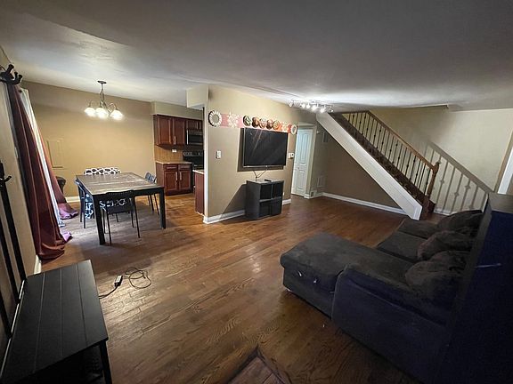 2nd image of 2342 Old Kings Ct