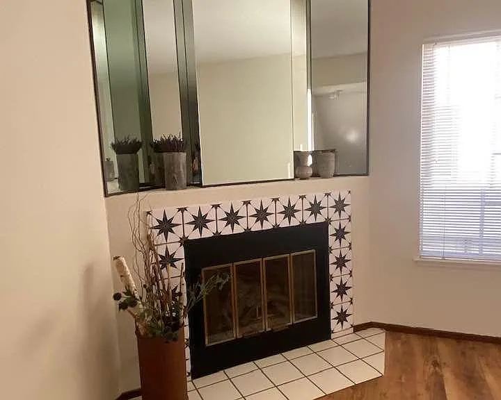 gas light fireplace