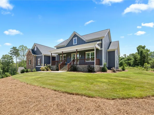 463 Kensington Cir, Seneca, SC 29672