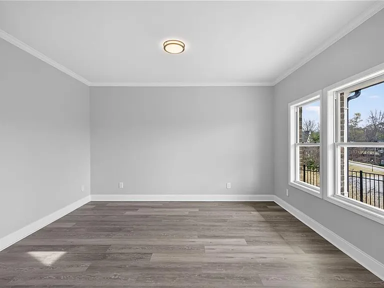 1226 Bloomsbury Ln — Photo 9