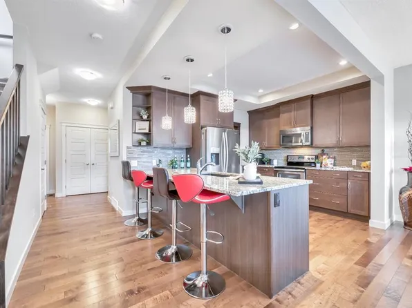 173 N Redstone Cmn NE, Calgary, AB T3N 0P6