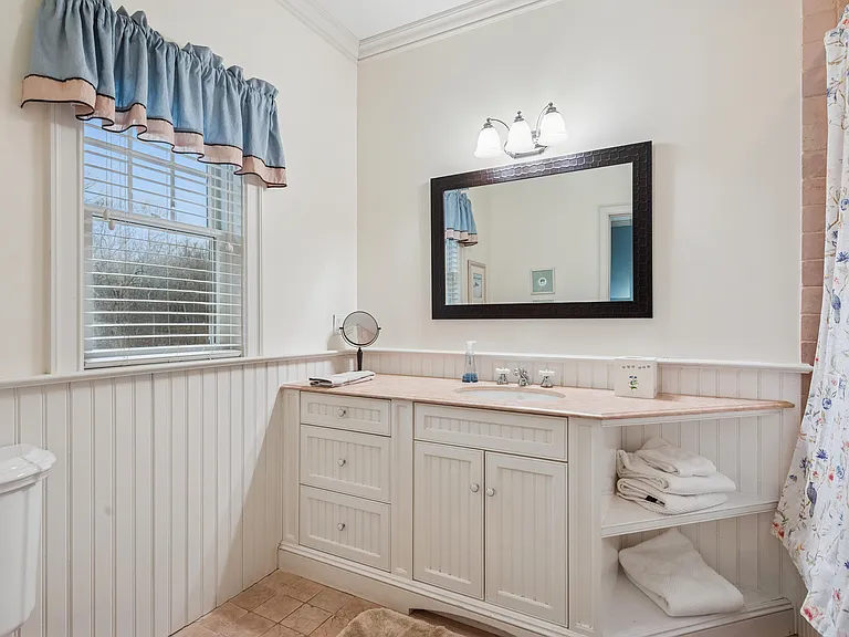 1332 Deerfield Rd — Photo 15