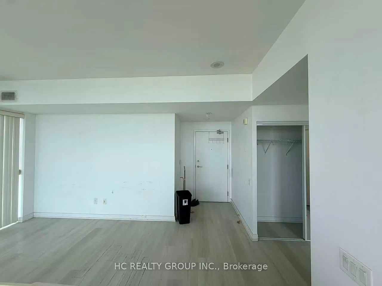 2 bed, $2,350 — Photo 4