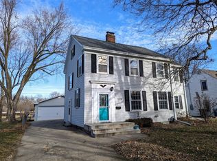 1215 Vine St, Waterloo, IA 50703
