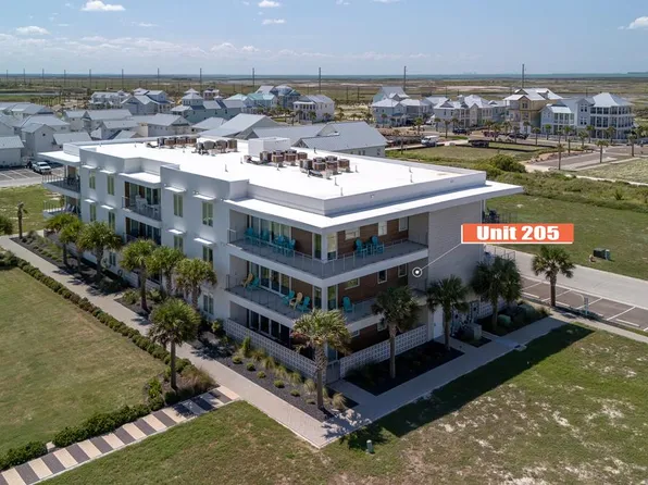 630 Center Sq N #205, Pt Aransas, TX 78373