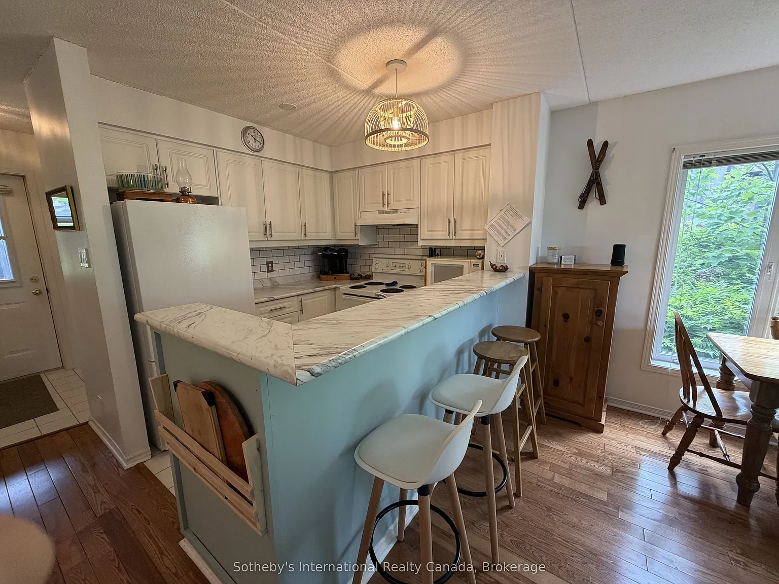 2 bed, $3,000 — Photo 3