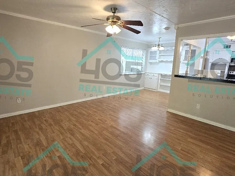 2113 Candy Ln — Photo 1