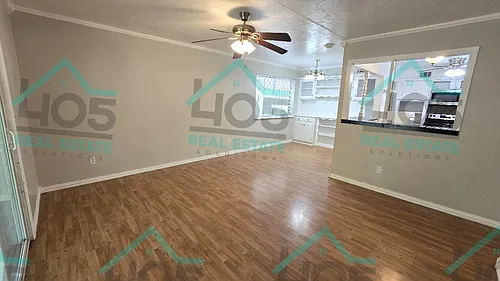 2113 Candy Ln Photo 1