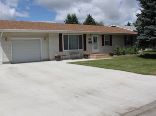 610 4th St NE, Dilworth, MN 56529