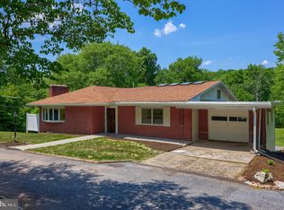 3450 Fishing Creek Valley Rd, Harrisburg, PA 17112