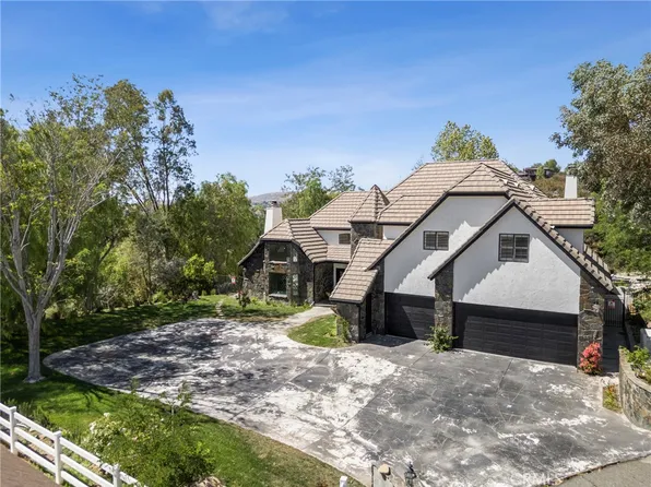 16161 Sky Ranch Rd, Santa Clarita, CA 91387