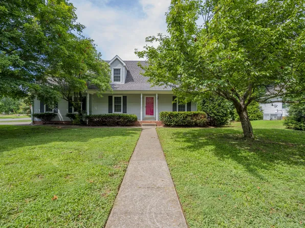 2338 Briar Bend Dr, Murfreesboro, TN 37128