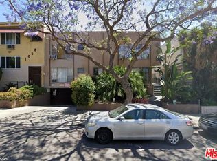 1046 N Ogden Dr, Los Angeles, CA 90046