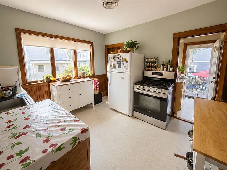 39 Pinkham Rd #1 — Photo 3