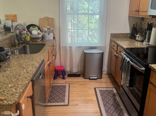 130 Turnpike Rd UNIT 8