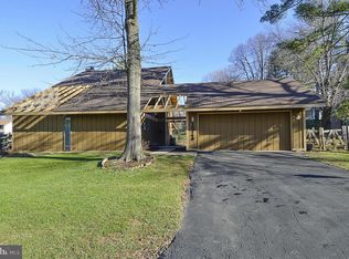 10748 Wayridge Dr, Gaithersburg, MD 20886