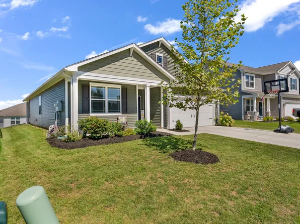 2964 Patchwork Dr, Monrovia, IN 46157