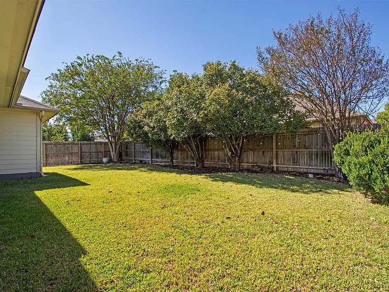 3300 Winding Shore Ln — Photo 34