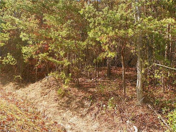 3rd image of 12 High Meadow Dr #123