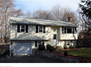 310 Springbrook Rd, Old Saybrook, CT 06475