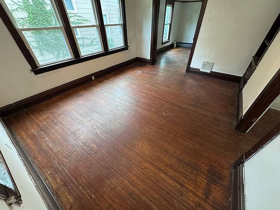 4th image of 1408 Grandview Blvd APT 1