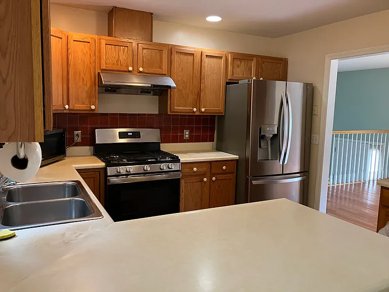 140 Birch Ct — Photo 9