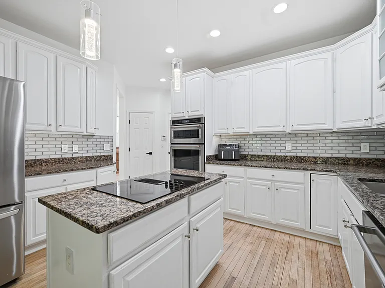 8727 Talbott Farm Dr — Photo 9