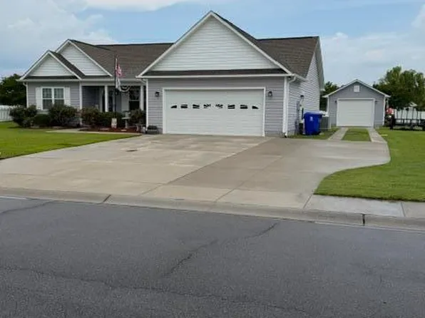 504 Professional Park Drive, Beaufort, NC 28516