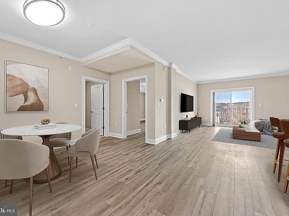 4th image of 6301 Edsall Rd Unit 424