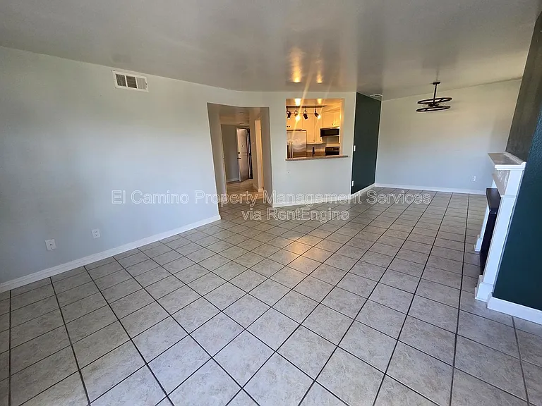 628 Daisy Ave #311 — Photo 5