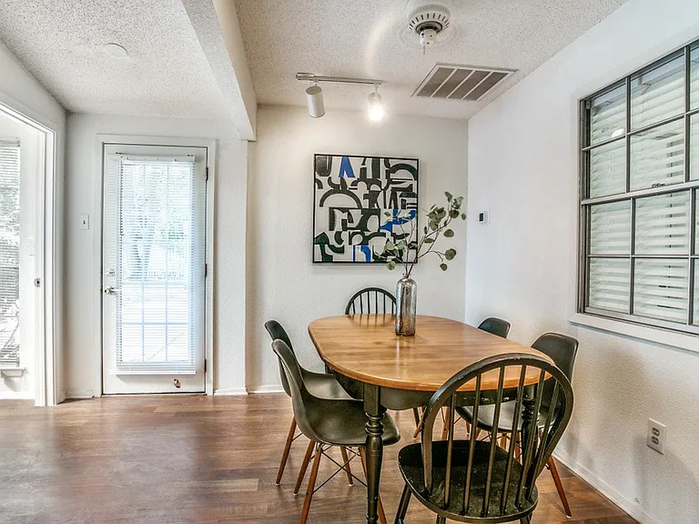 108 Mill Creek Dr — Photo 9