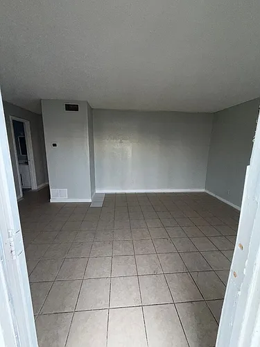 Floor plan 105