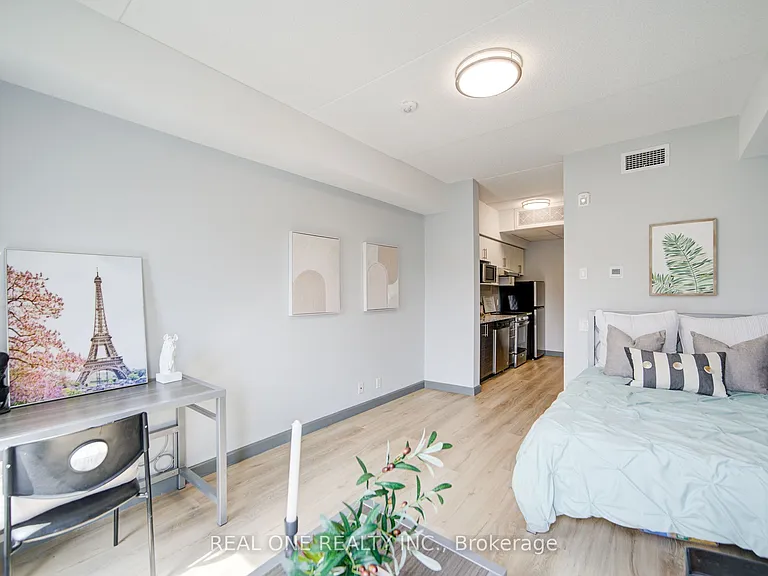 77 Leland St #510 — Photo 5