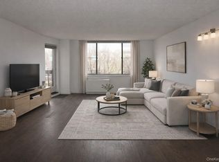 777 N Macquesten Parkway #308, Fleetwood, NY 10552