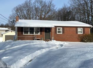 101 Four Seasons Dr, Hazle Township, PA 18201