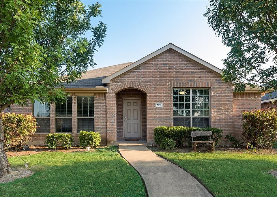 1st image of 728 Palisades Dr