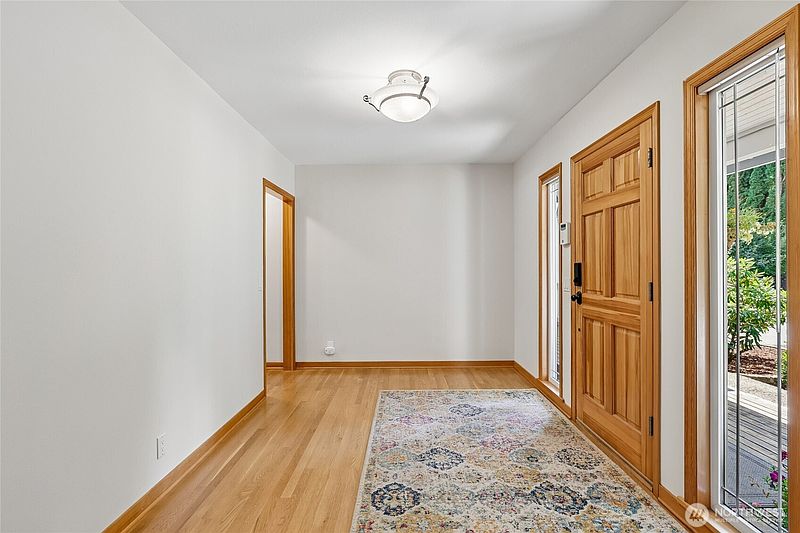 4th image of 15816 84th Avenue NE