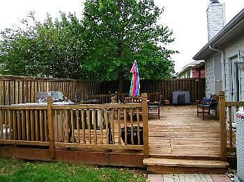 1st image of 3913 Parkhaven Dr