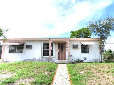525 NW 16th St, Pompano Beach, FL, 33060