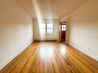 69-63 137th St #1, Flushing, NY 11367