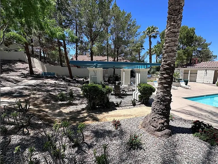 1810 Stablegate Ave — Photo 16