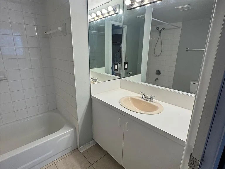 1721 Village Blvd #204 — Photo 3