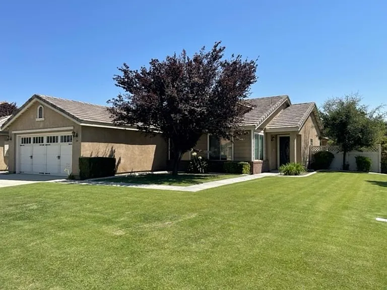 104 Cedmont Dr — Photo 4