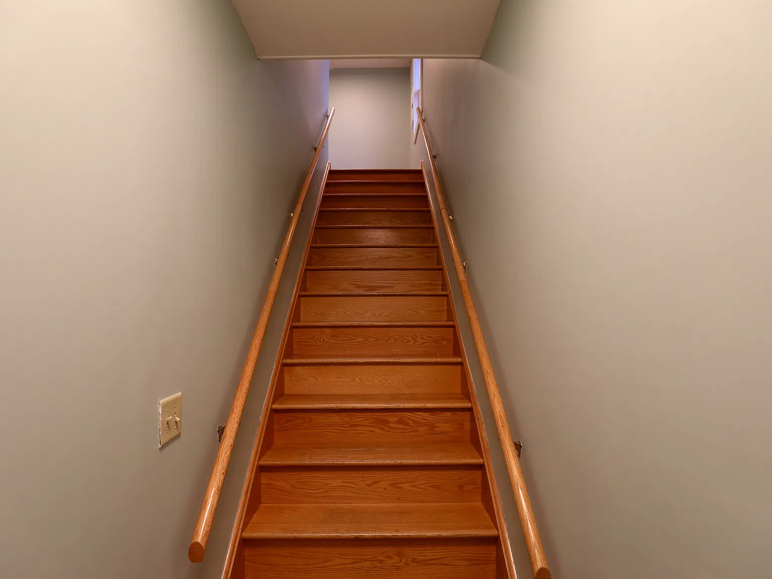 2 bed, 1200 sqft, $2,700 — Photo 3