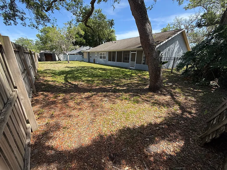 5952 Katona Dr — Photo 15