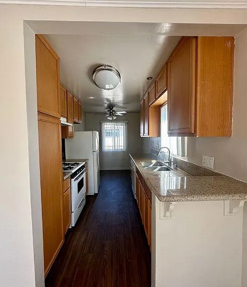 4109 Louisiana St — Photo 2