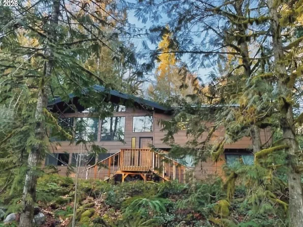 70165 E Barlow Trail Rd, Rhododendron, OR 97049