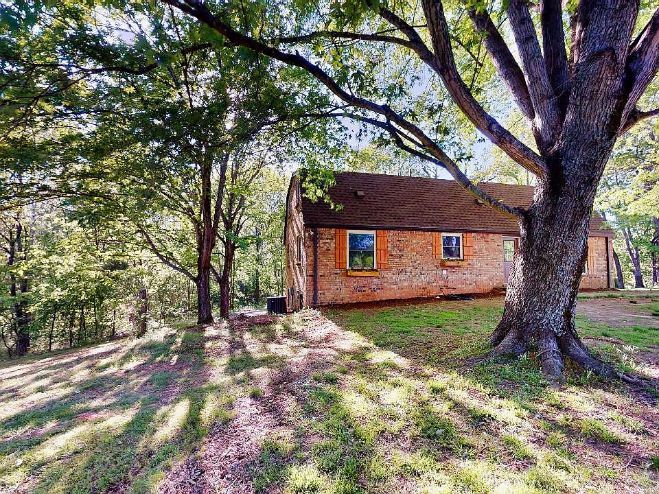 1034 Spring Creek Rd, Chapmansboro, TN 37035 Zillow